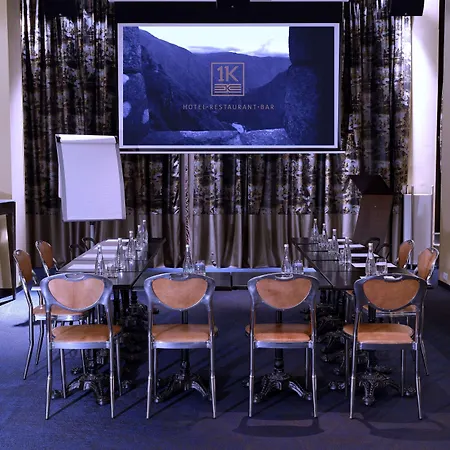 1k Hotel Paris