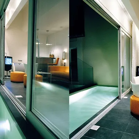 1k Hotel Paris