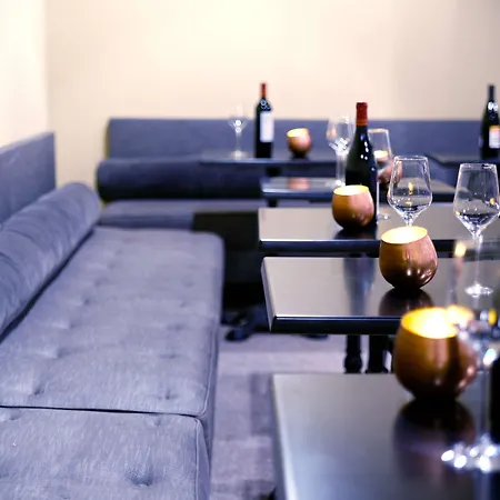 1k Hotel Paris