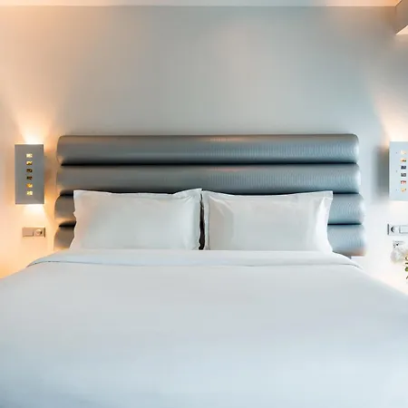 Hotel 1k 4*