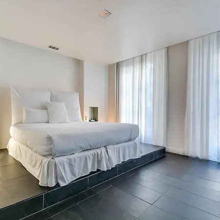 Hotel 1k 4*