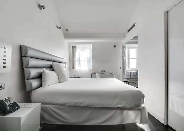 Hotel 1k Paryż