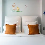 Hotell 1k Paris