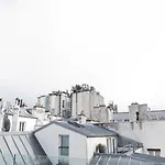 1k 4* Paris