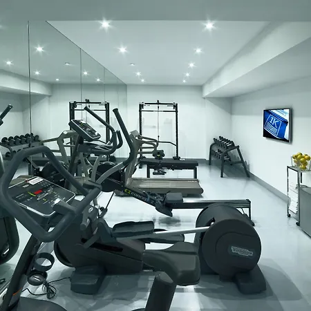 1k Otel Paris