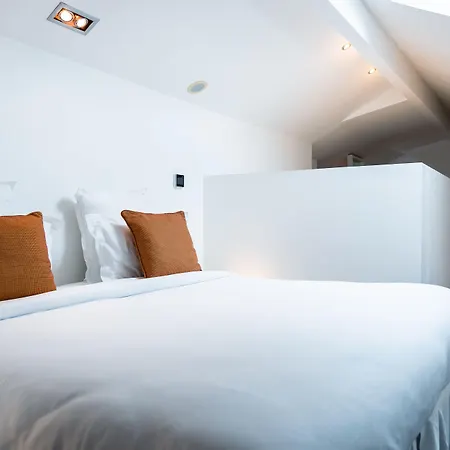 1k Otel 4*