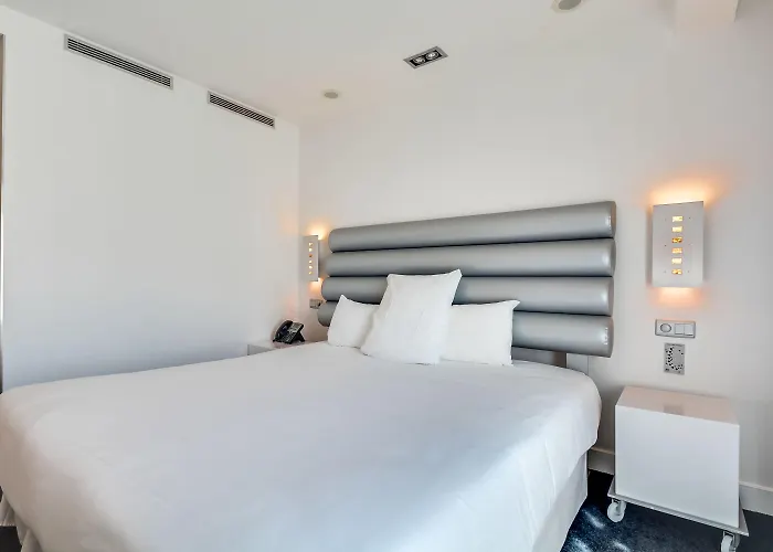 1k Hotel Paris