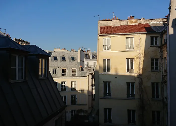 1k 4* Paris