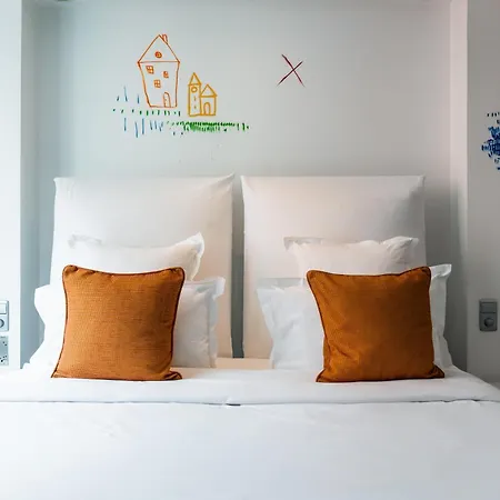 Hotel 1k Paris